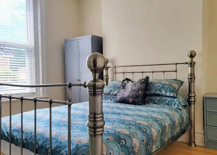 Flamingo Rise Bournemouth 2 Bed 6 Guest Beach Escape