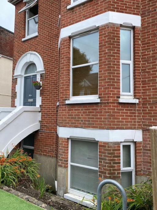 Flamingo Rise 2 Bed 6 Guest Escape * Bournemouth